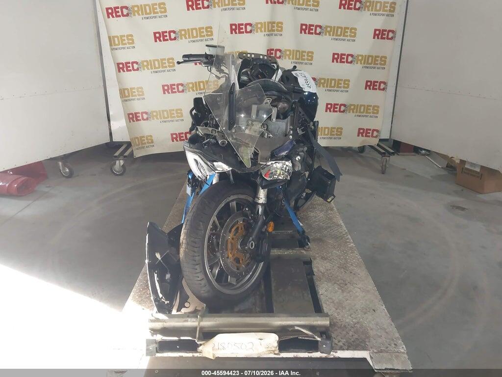JKBZGNC14AA001979 2010 KAWASAKI ZG1400 photo no. 5