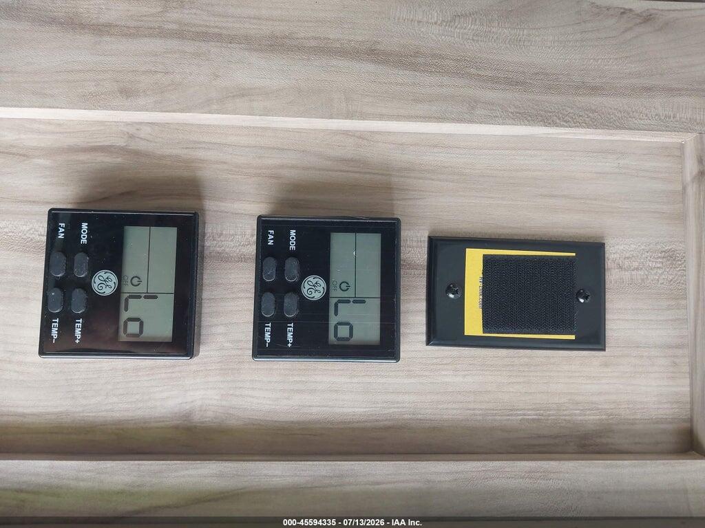 4X4TPAE20NN057750 2022 PALOMINO BUMPER PULL photo no. 10