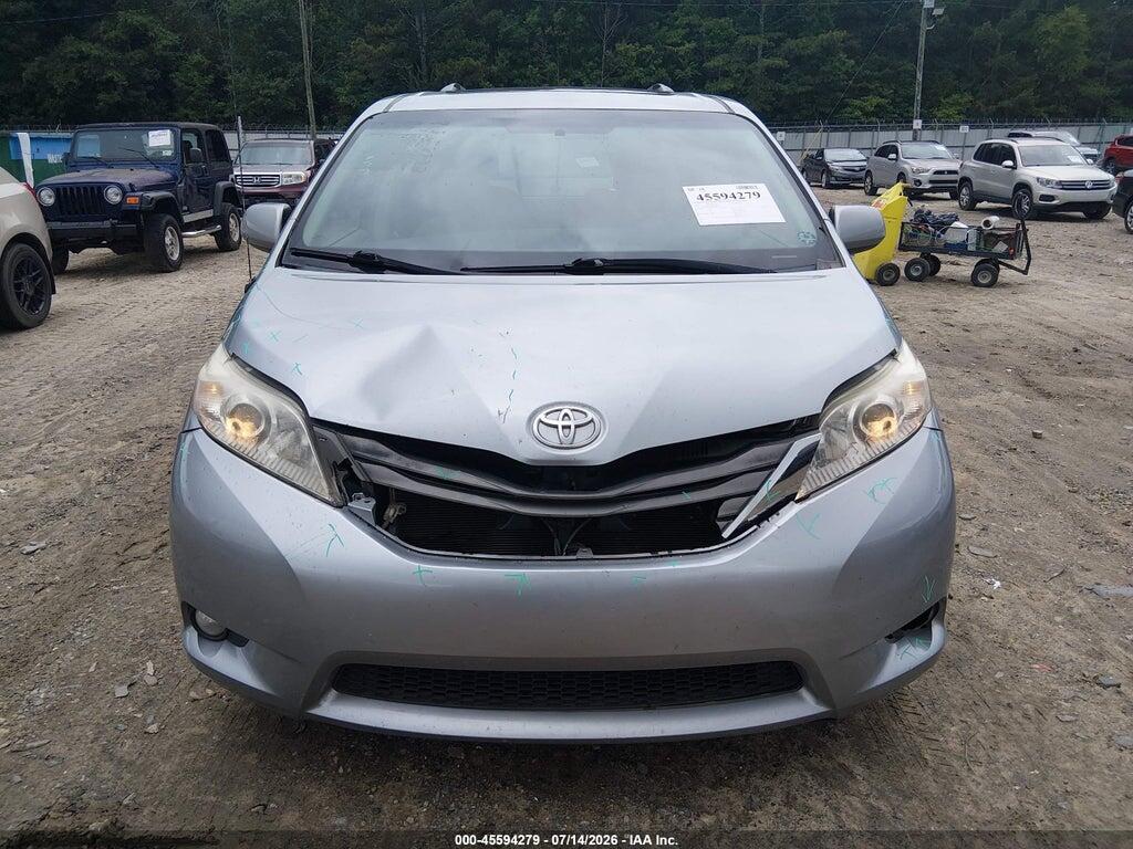 5TDYK3DC6BS068077 2011 TOYOTA SIENNA photo no. 6