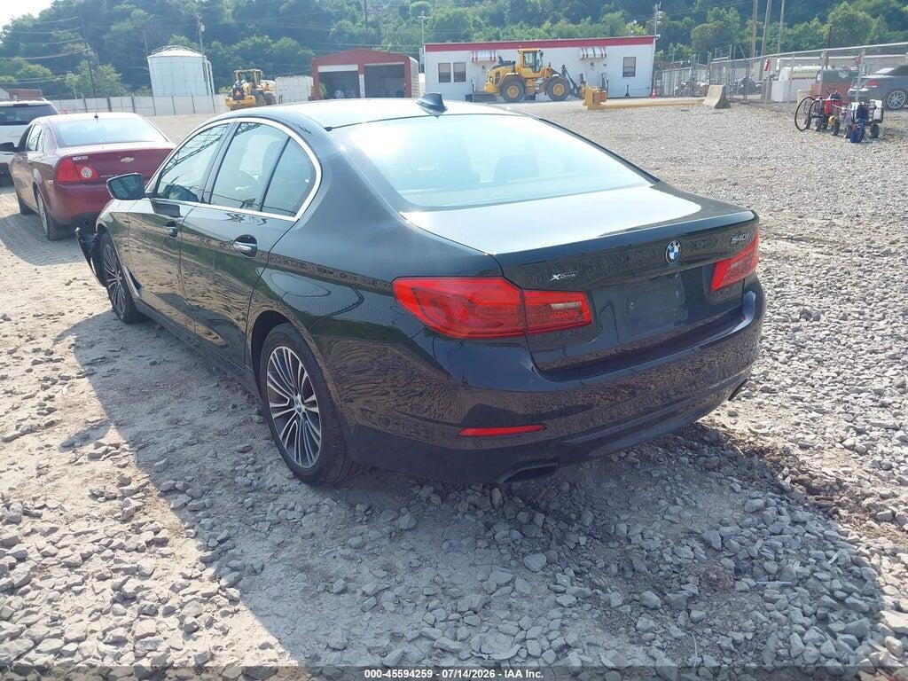 WBAJE7C52JWC55379 2018 BMW 540I photo no. 3