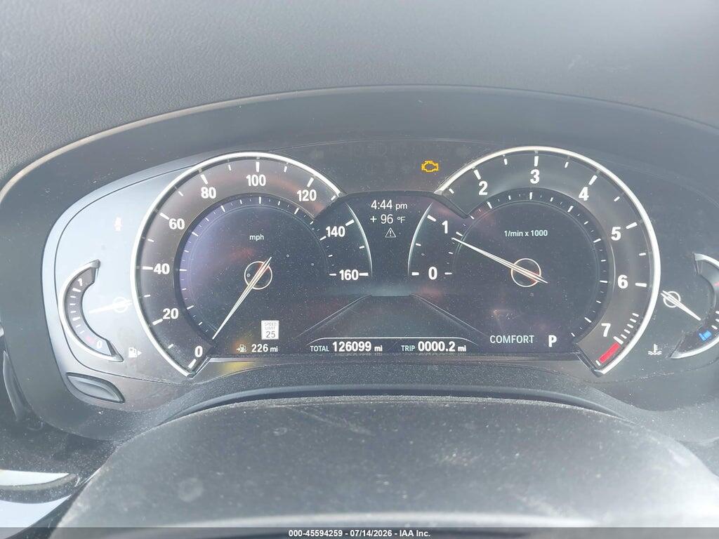 WBAJE7C52JWC55379 2018 BMW 540I photo no. 7
