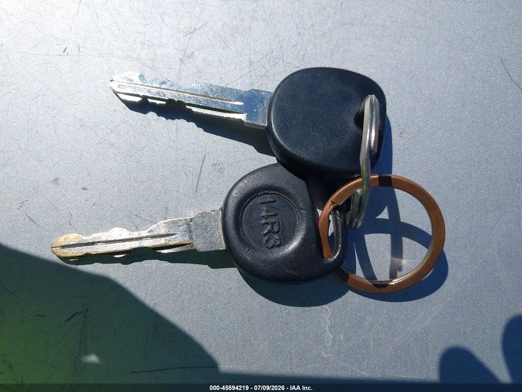 2GTEK19T3Y1352671 2000 GMC SIERRA 1500 photo no. 11