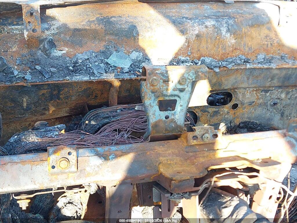 JF2SKAJC8RH518715 2024 SUBARU FORESTER photo no. 7