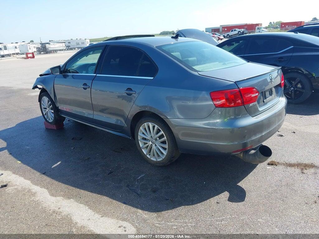3VWLL7AJ1EM445613 2014 VOLKSWAGEN JETTA photo no. 3