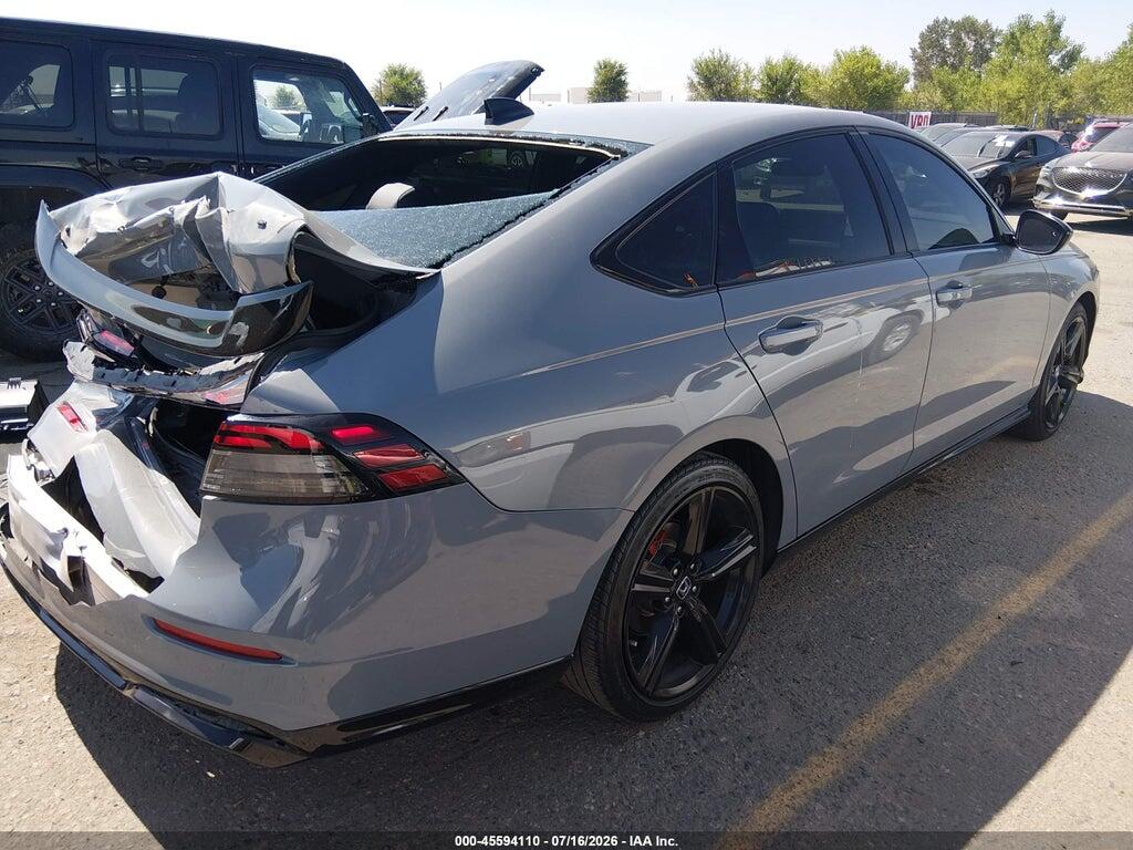 1HGCY2F71RA073232 2024 HONDA ACCORD HYBRID photo no. 4