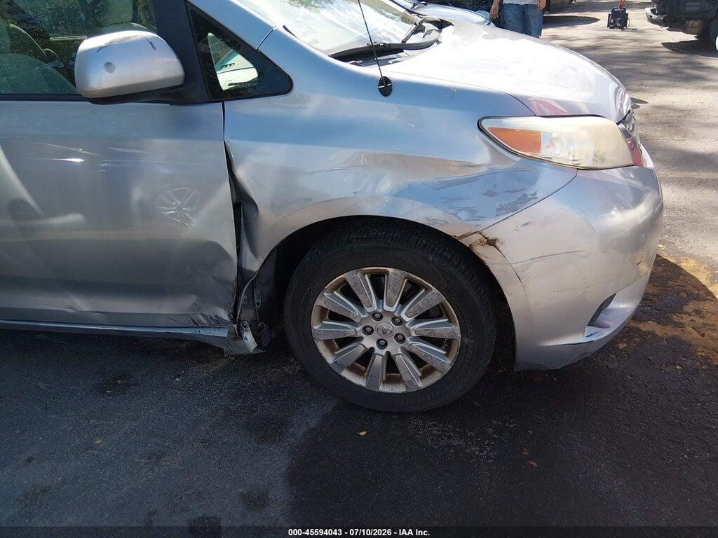 5TDJK3DC0BS012721 2011 TOYOTA SIENNA photo no. 6