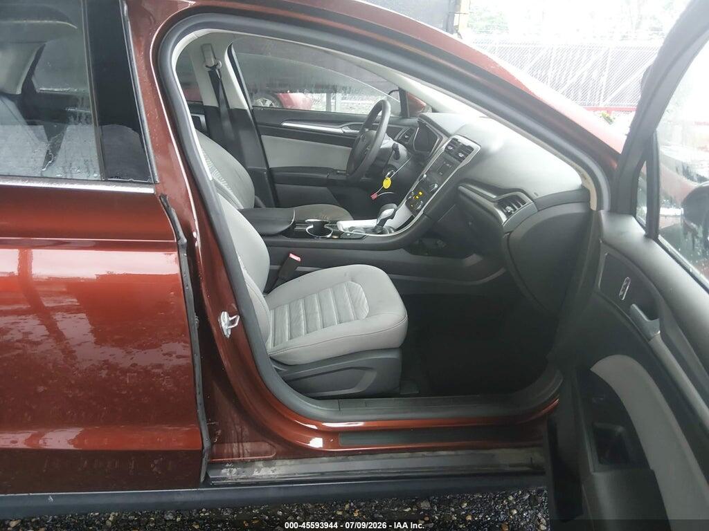 3FA6P0UU4GR227078 2016 FORD FUSION photo no. 5
