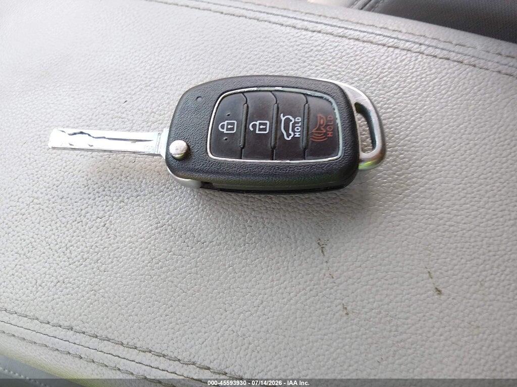KM8J33A41GU161311 2016 HYUNDAI TUCSON photo no. 11