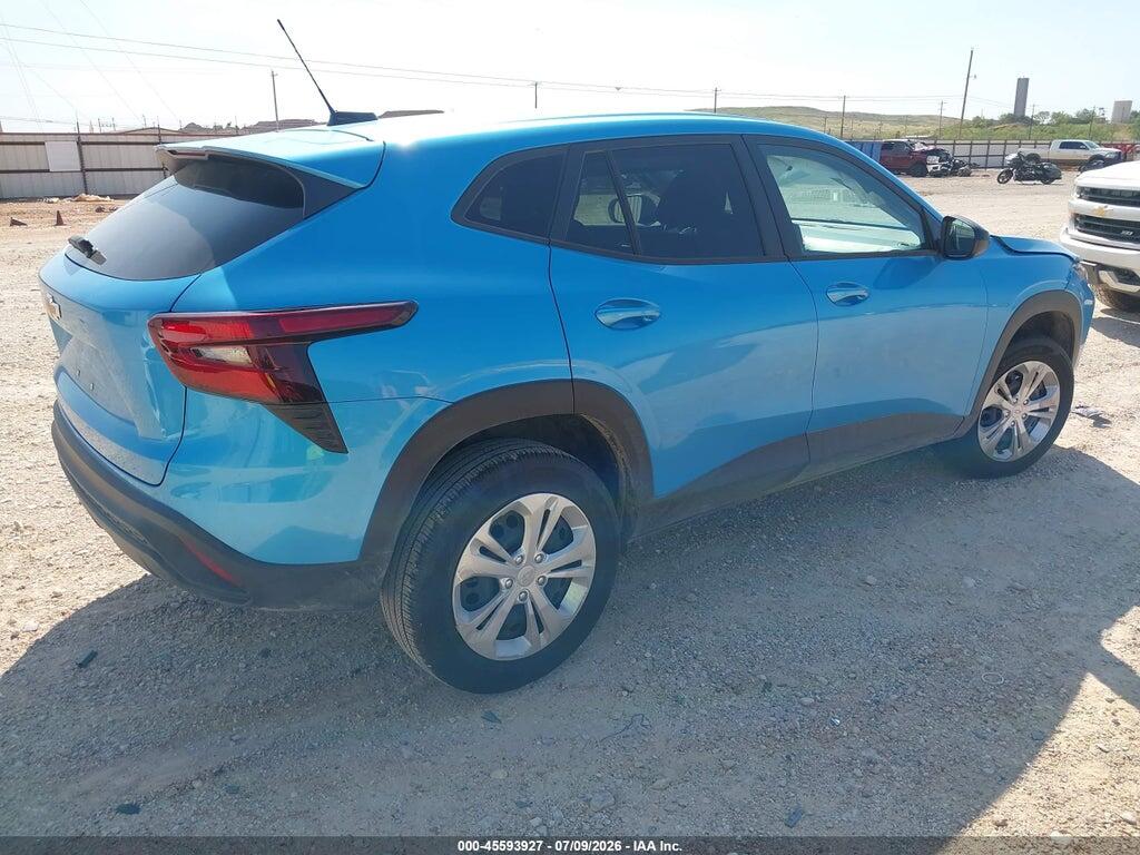 KL77LFEP1TC061503 2026 CHEVROLET TRAX photo no. 4