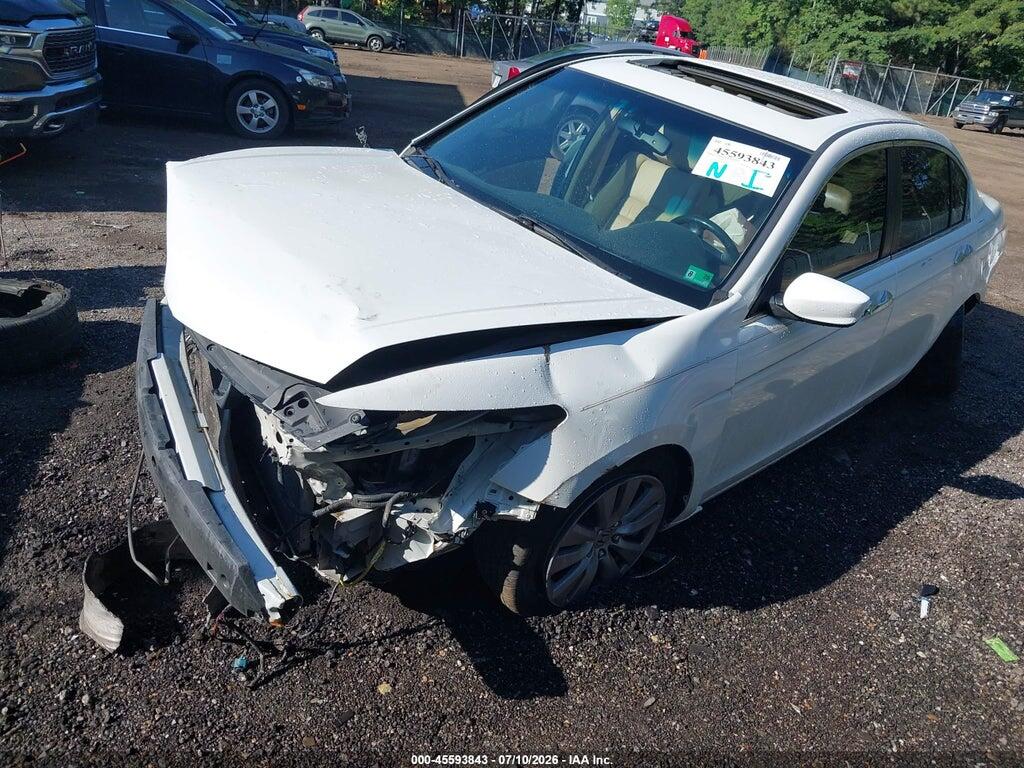 1HGCP3F8XCA013622 2012 HONDA ACCORD photo no. 2