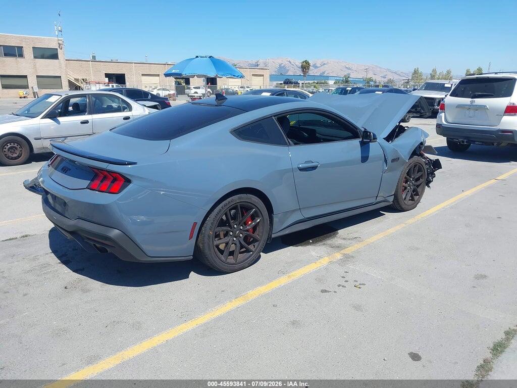 1FA6P8CF2R5428582 2024 FORD MUSTANG photo no. 4