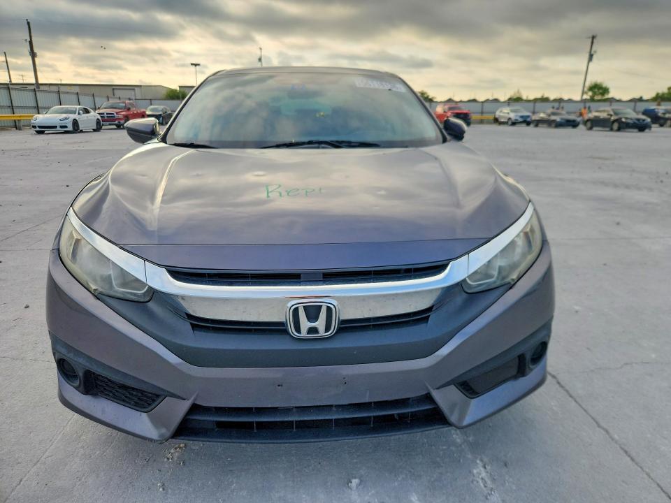 2018 HONDA CIVIC LX — Фото 5 из 12