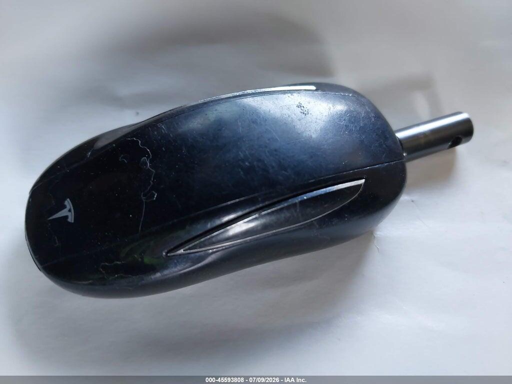 5YJXCAE22HF045279 2017 TESLA MODEL X photo no. 11