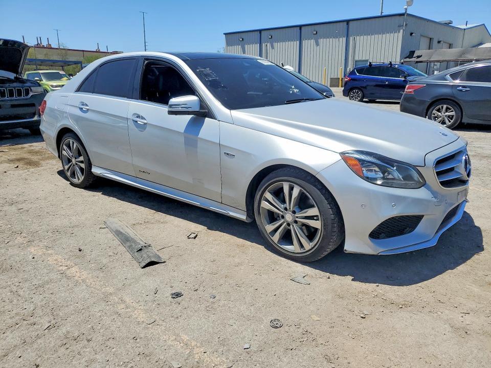 2016 MERCEDES-BENZ E 350 — Фото 4 из 12