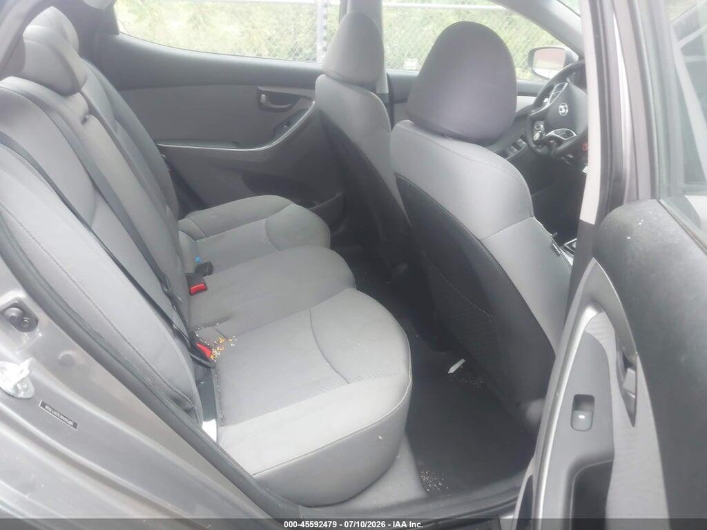 5NPDH4AE5CH117608 2012 HYUNDAI ELANTRA photo no. 8