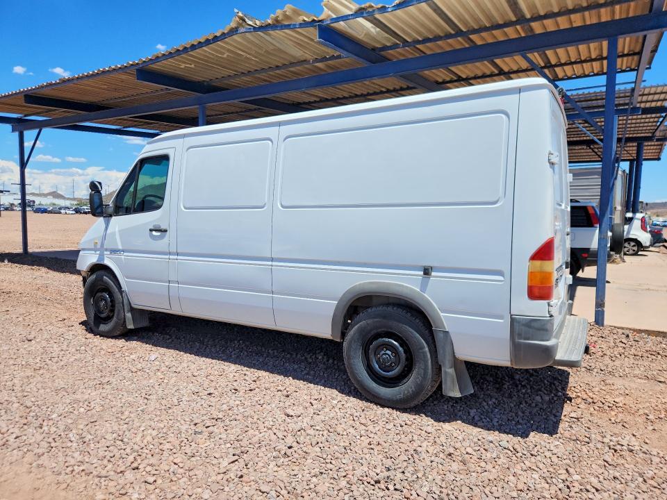 WD0PD644365934045 2006 DODGE SPRINTER photo no. 2