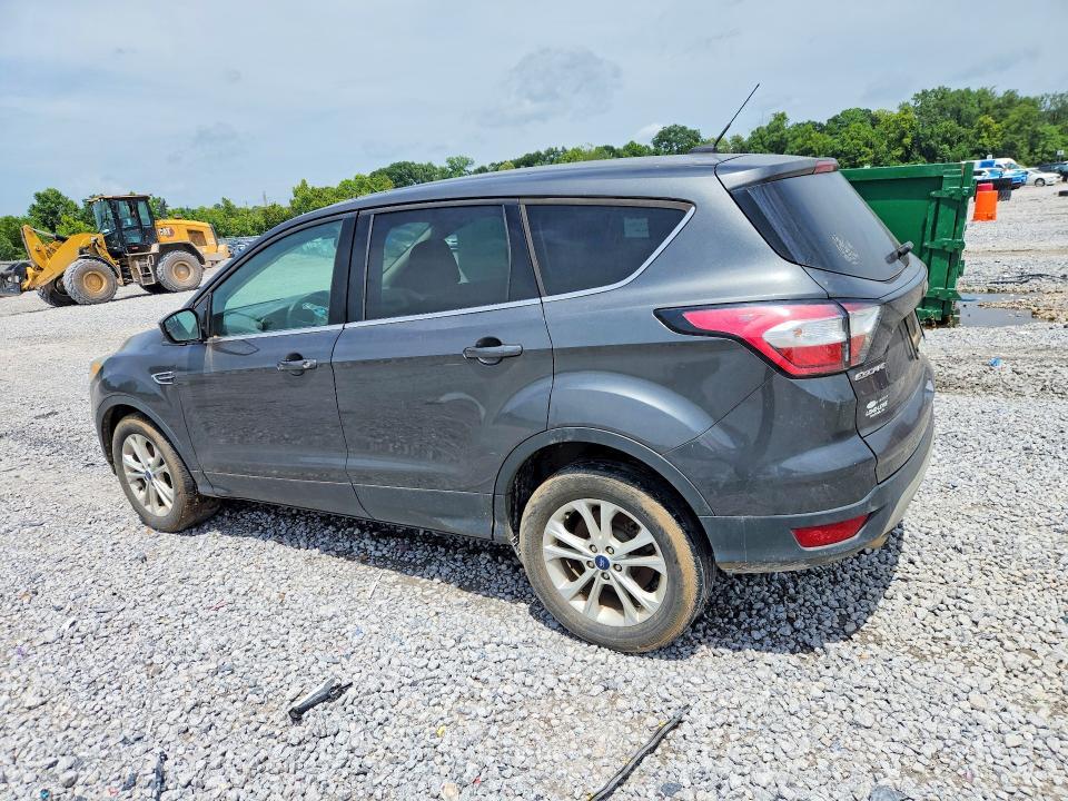 1FMCU0GD5HUD63937 2017 FORD ESCAPE photo no. 2