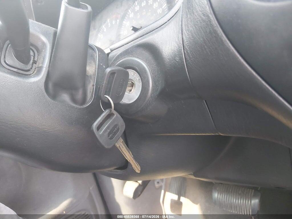 5TBBT44193S413653 2003 TOYOTA TUNDRA photo no. 11
