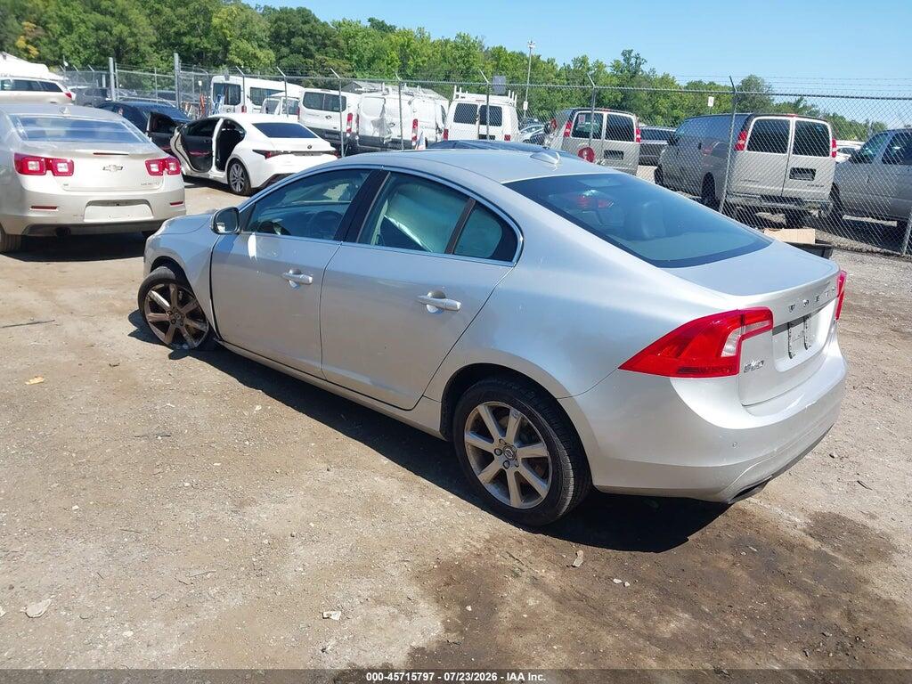 YV1612TK1G2395590 2016 VOLVO S60 photo no. 3
