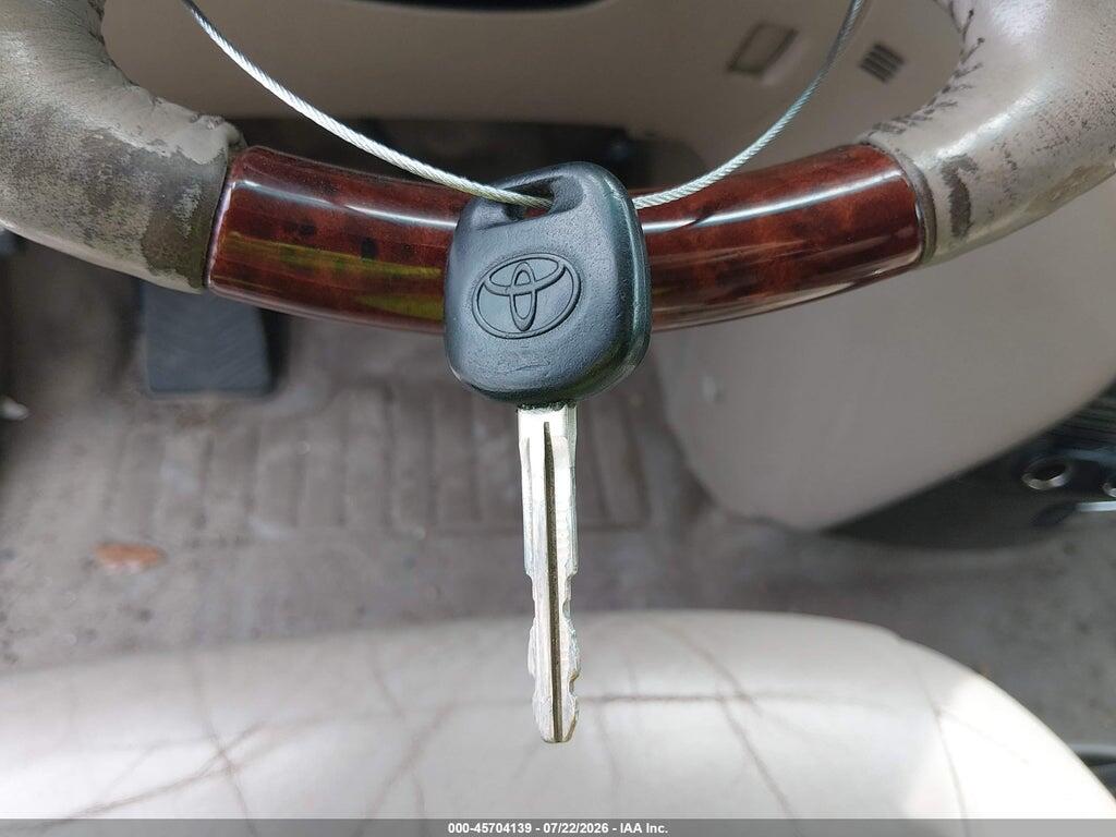 5TDBA22C24S012890 2004 TOYOTA SIENNA photo no. 11