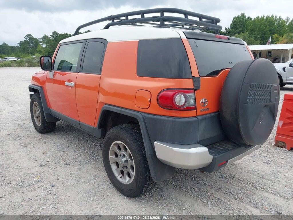 JTEBU4BF2DK151594 2013 TOYOTA FJ CRUISER photo no. 3