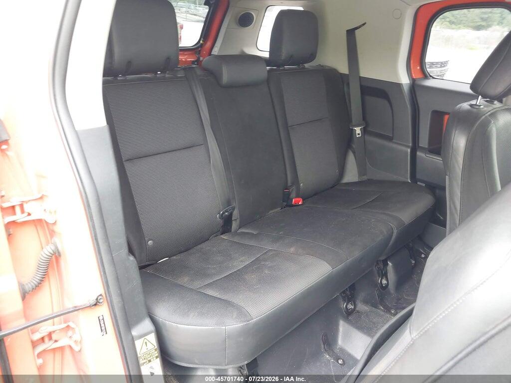 JTEBU4BF2DK151594 2013 TOYOTA FJ CRUISER photo no. 8