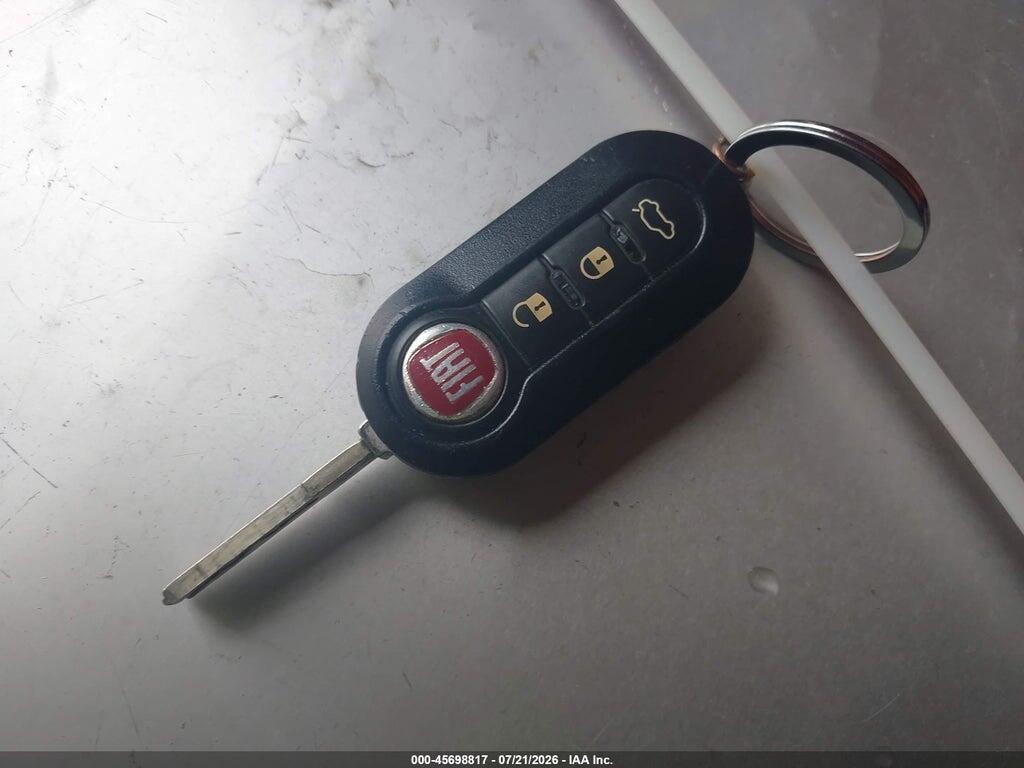 ZFBCFADH0EZ017808 2014 FIAT 500L photo no. 11