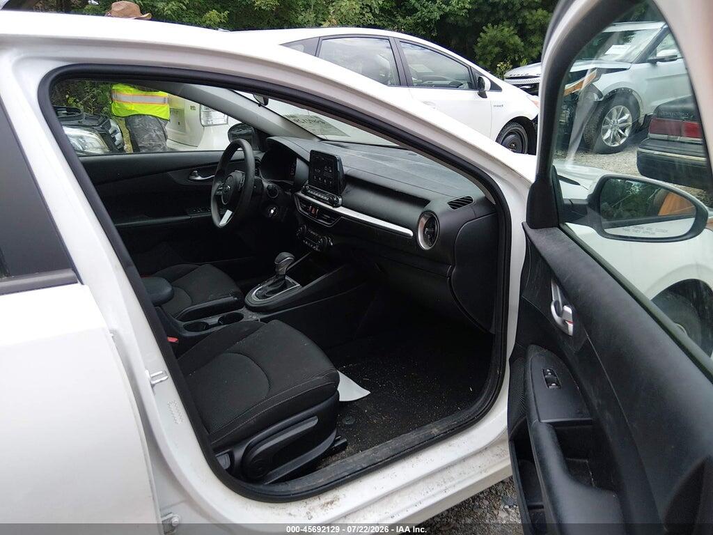 3KPF24AD0KE131839 2019 KIA FORTE photo no. 5
