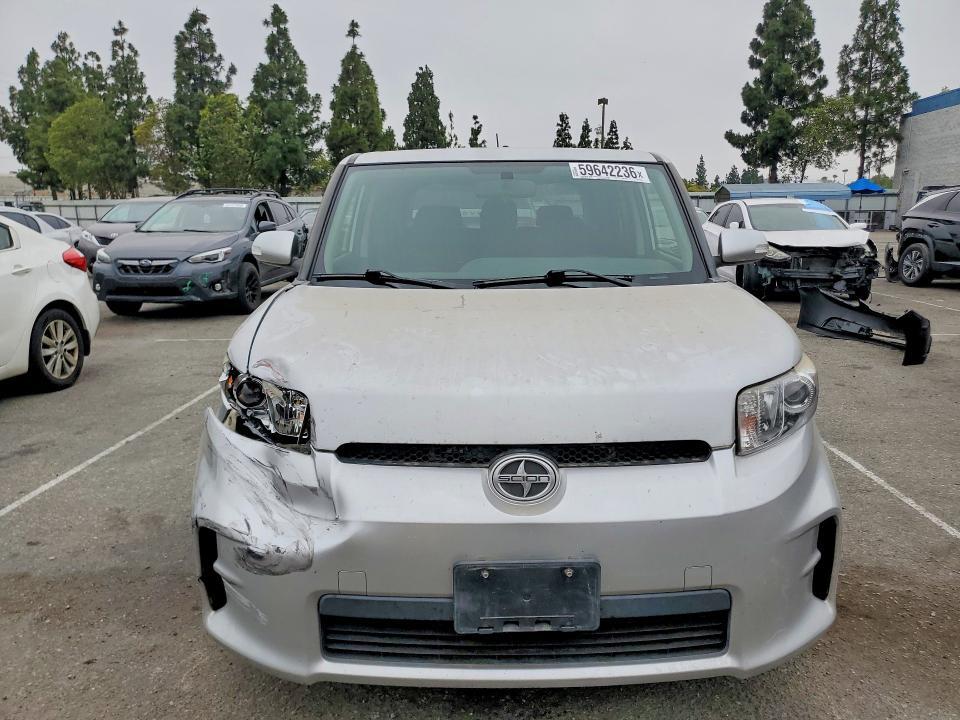 2012 SCION XB BASE — Фото 5 из 12