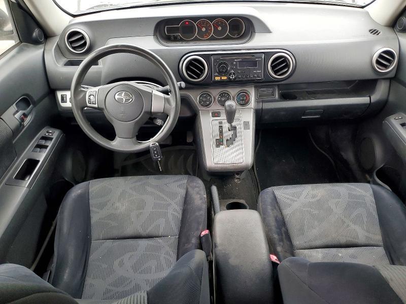 2012 SCION XB BASE — Фото 8 из 12