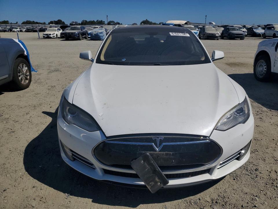 2014 TESLA MODEL S — Фото 5 из 12