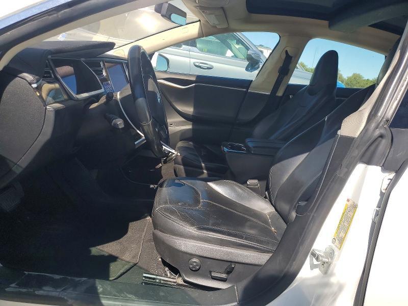 2014 TESLA MODEL S — Фото 7 из 12