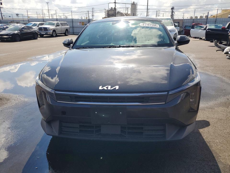 2025 KIA K4 LXS — Фото 5 из 12