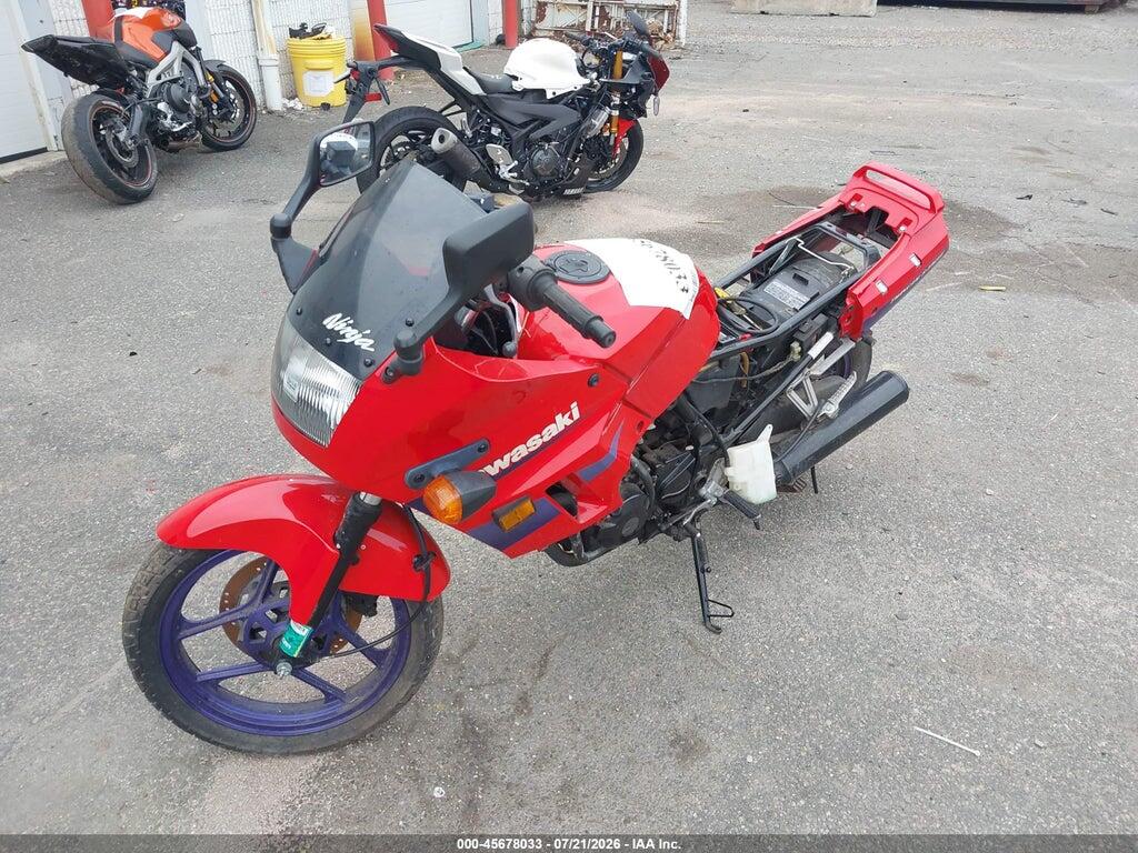 JKAEXMF19WA056458 1998 KAWASAKI EX250 photo no. 2