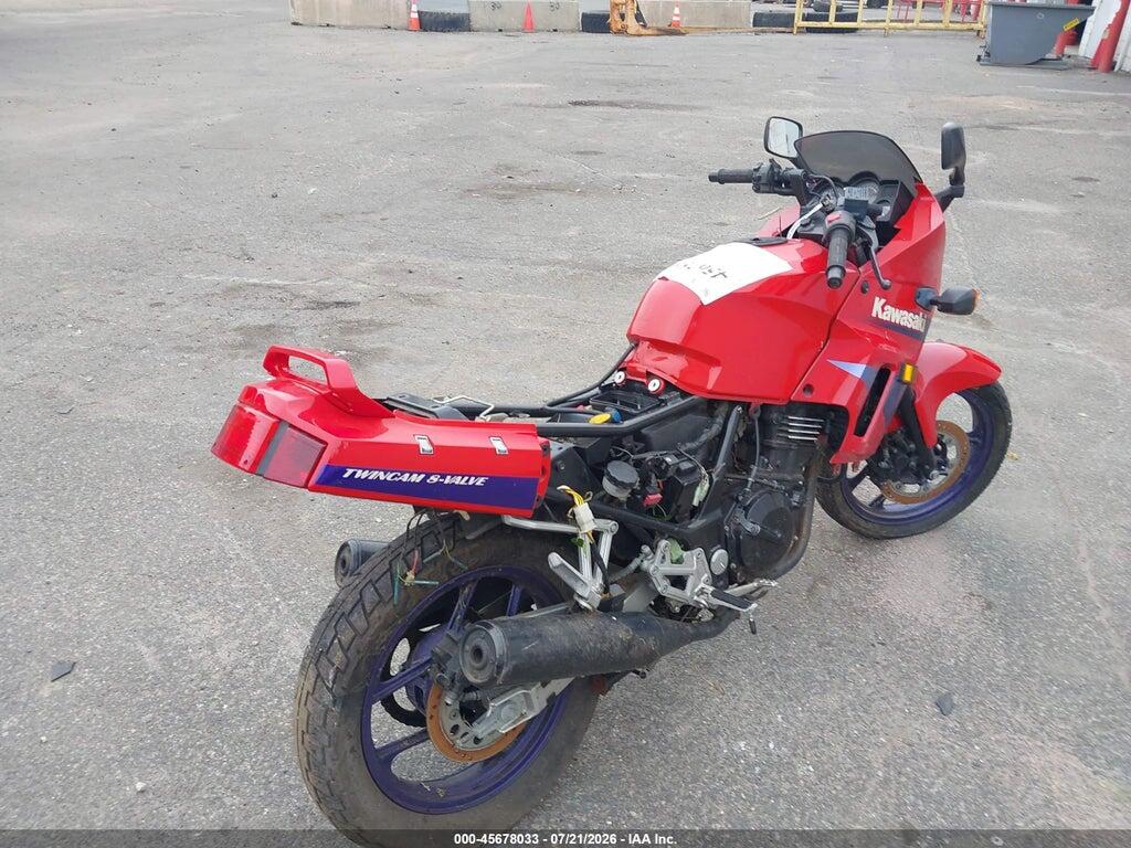JKAEXMF19WA056458 1998 KAWASAKI EX250 photo no. 4