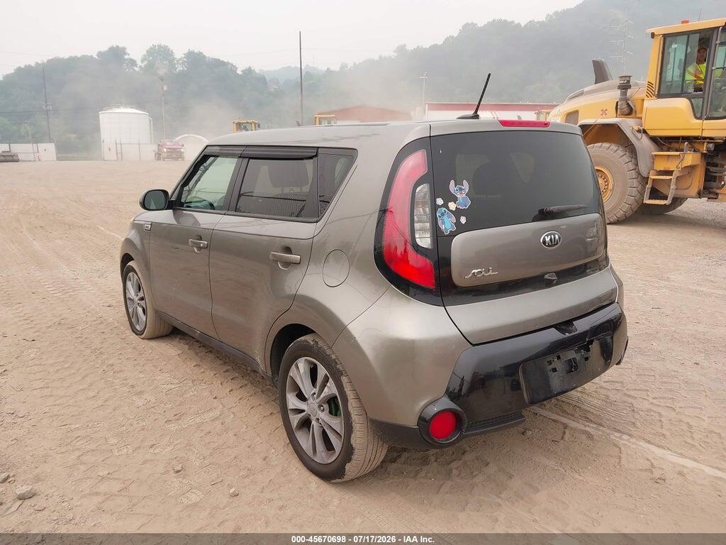 KNDJP3A56G7279855 2016 KIA SOUL photo no. 3