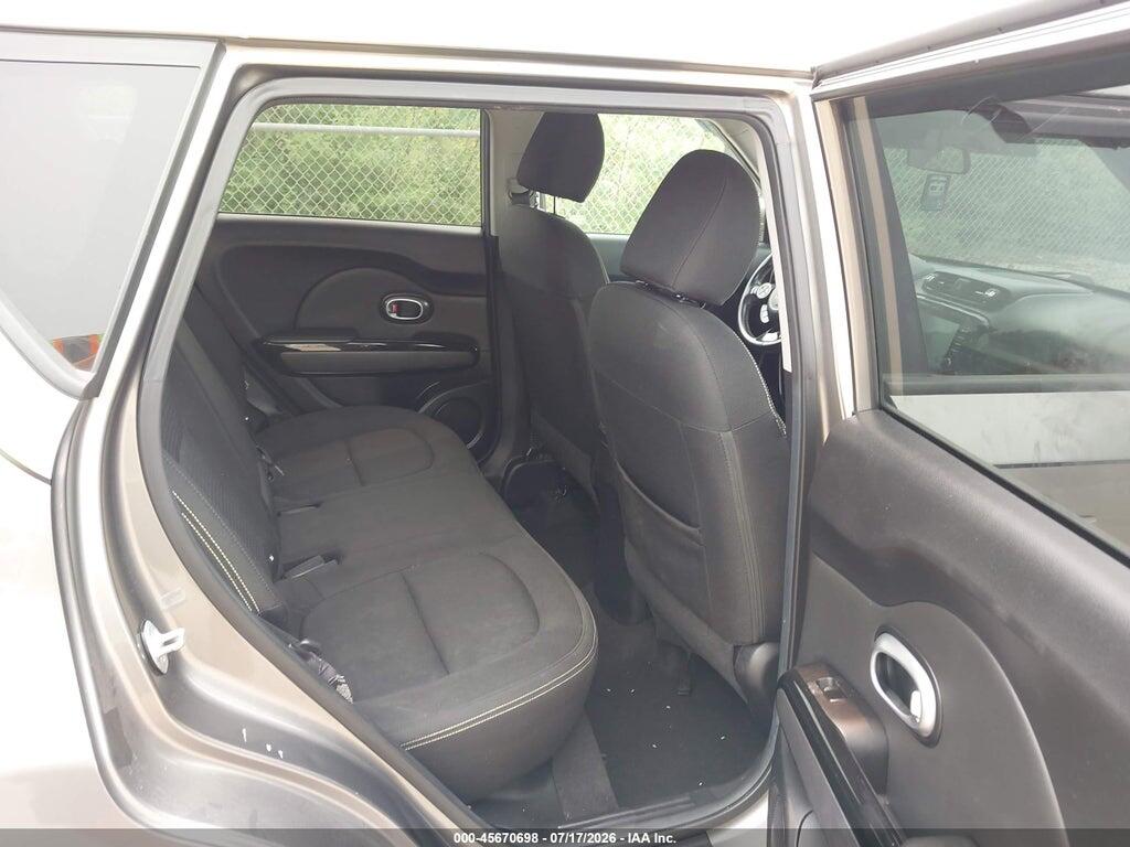 KNDJP3A56G7279855 2016 KIA SOUL photo no. 8