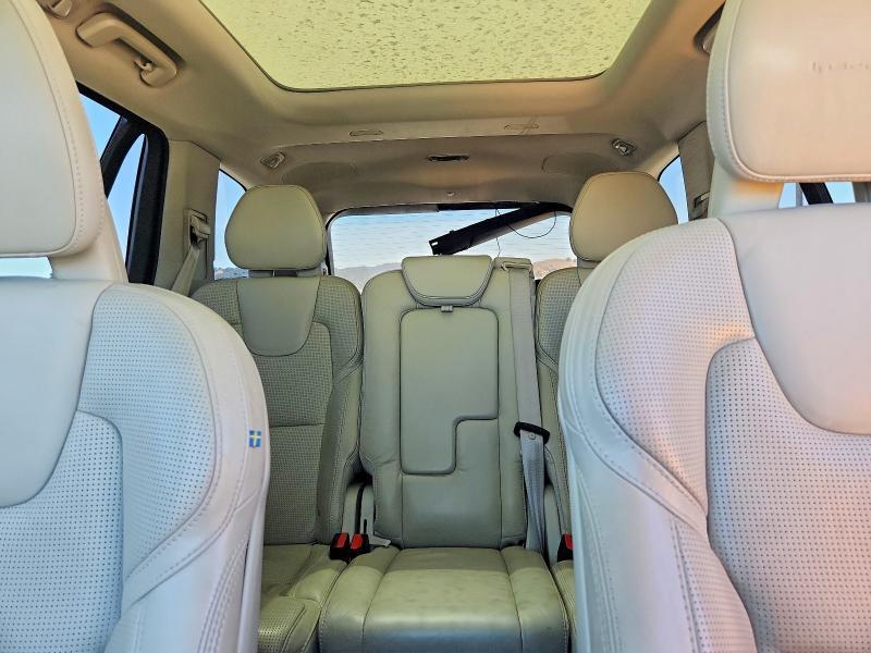 2018 VOLVO XC90 T6 — Фото 10 из 13