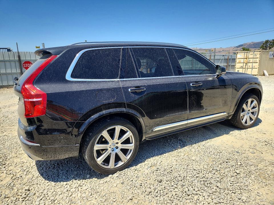 2018 VOLVO XC90 T6 — Фото 3 из 13