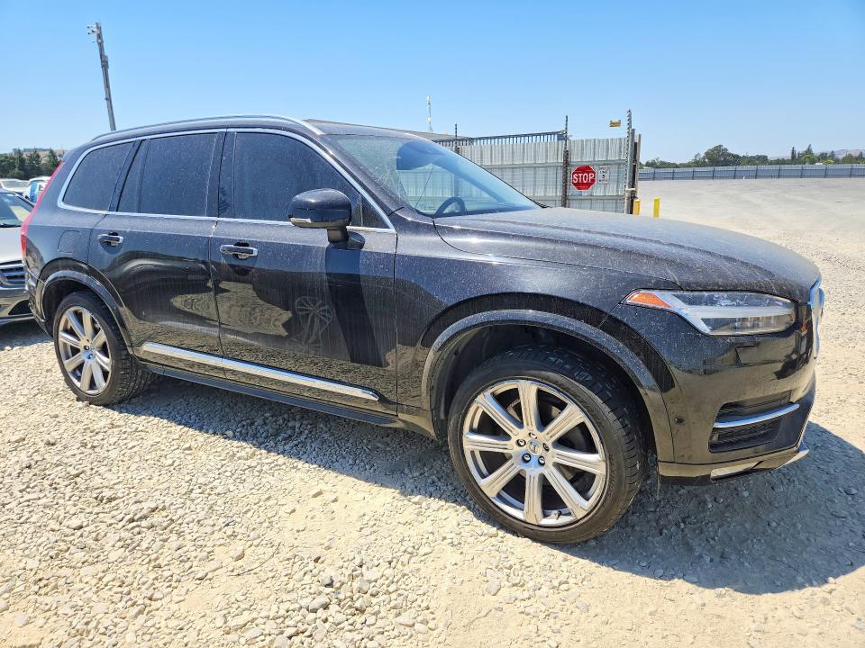 2018 VOLVO XC90 T6 — Фото 4 из 13