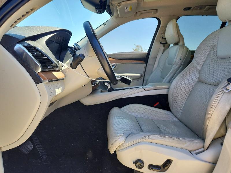 2018 VOLVO XC90 T6 — Фото 7 из 13