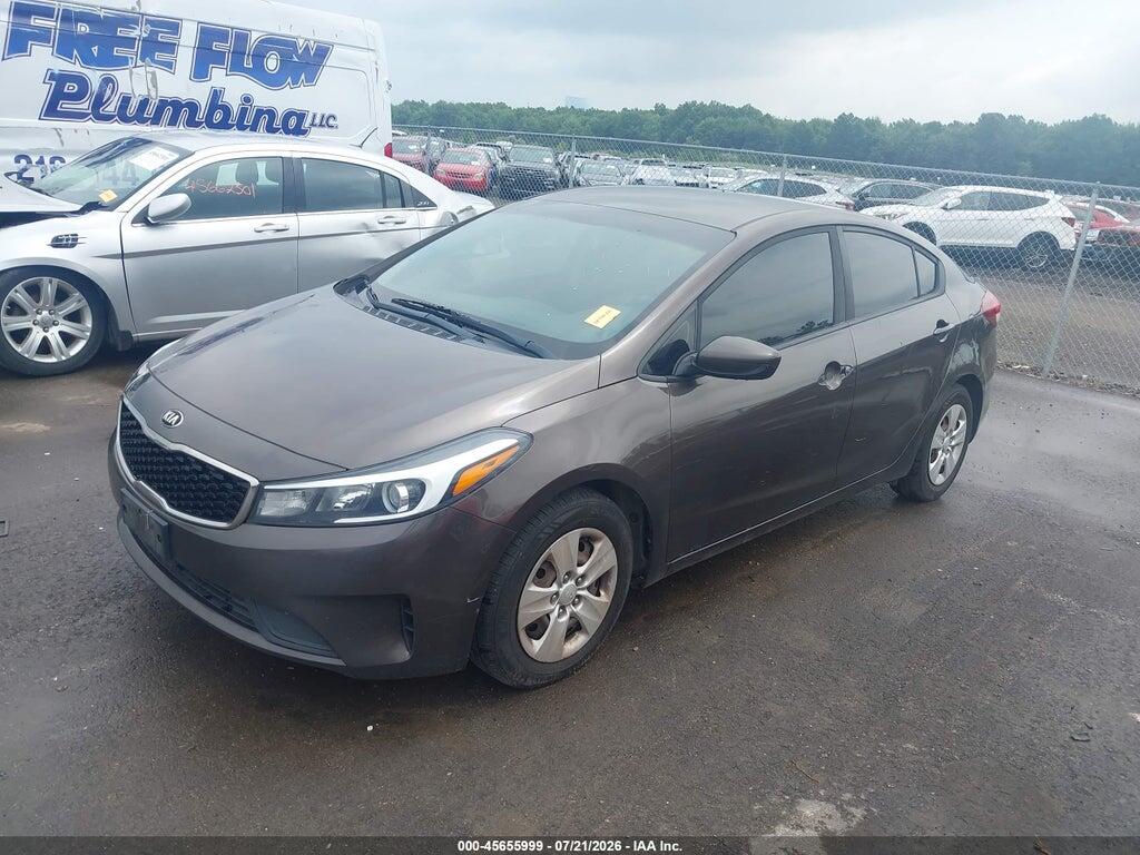 3KPFK4A77HE160743 2017 KIA FORTE photo no. 2
