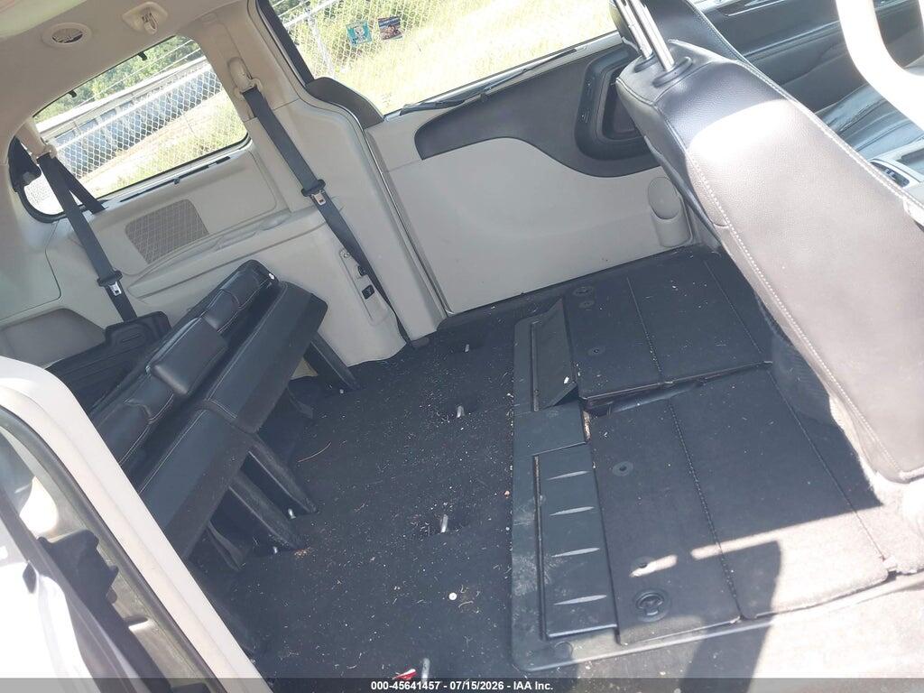 2C4RC1CG0DR590130 2013 CHRYSLER TOWN & COUNTRY photo no. 8