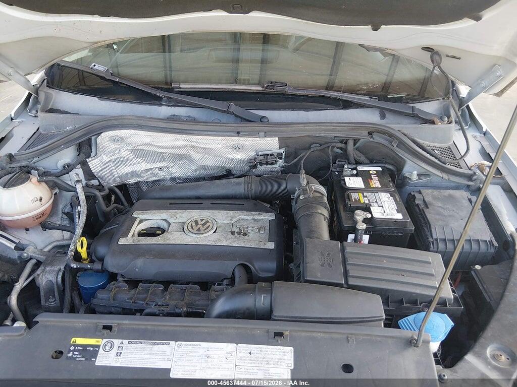 WVGUV7AX7HK010902 2017 VOLKSWAGEN TIGUAN photo no. 10