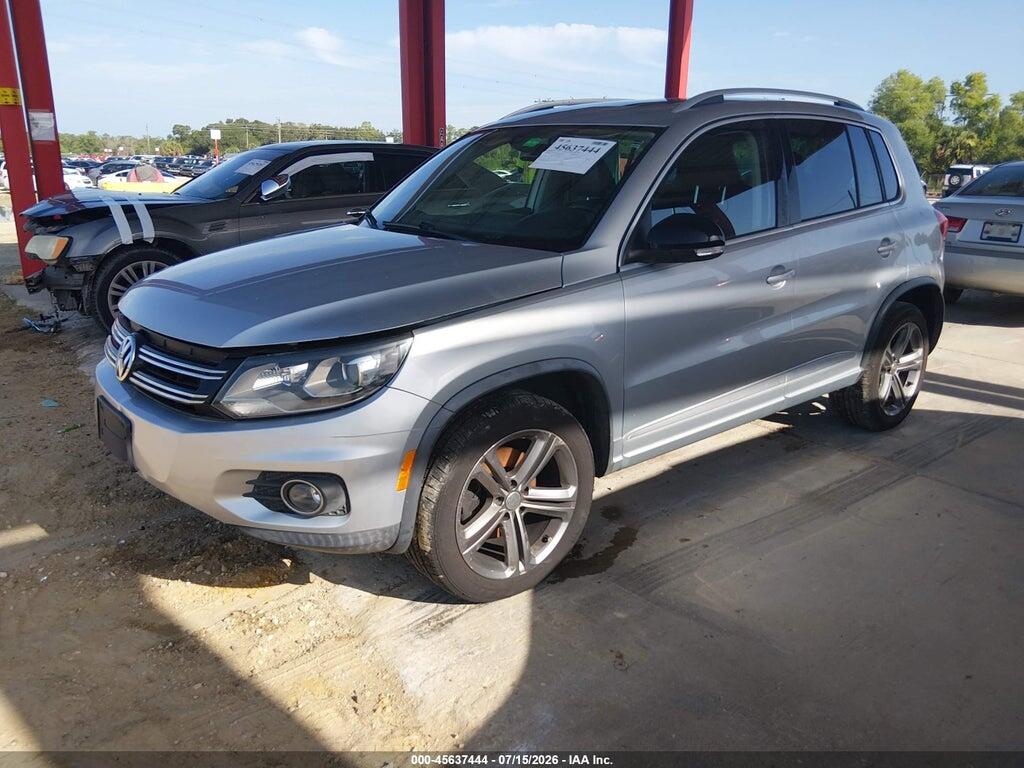 WVGUV7AX7HK010902 2017 VOLKSWAGEN TIGUAN photo no. 2