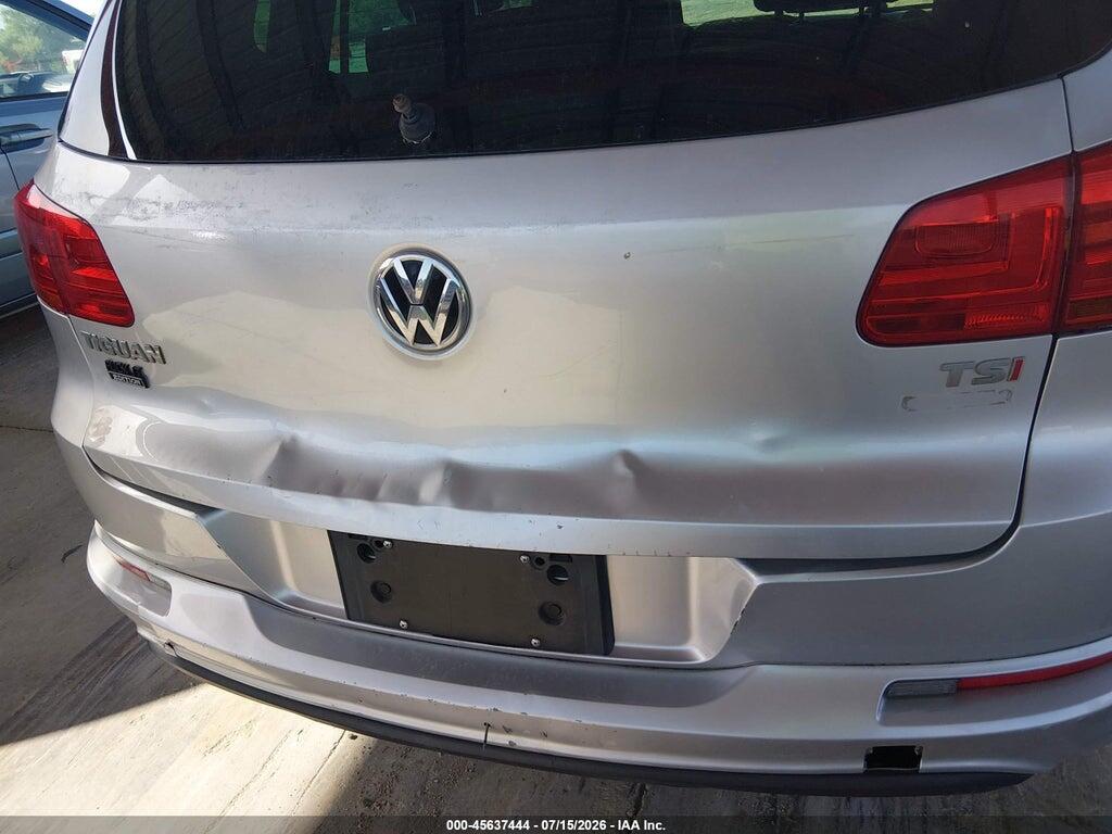 WVGUV7AX7HK010902 2017 VOLKSWAGEN TIGUAN photo no. 6