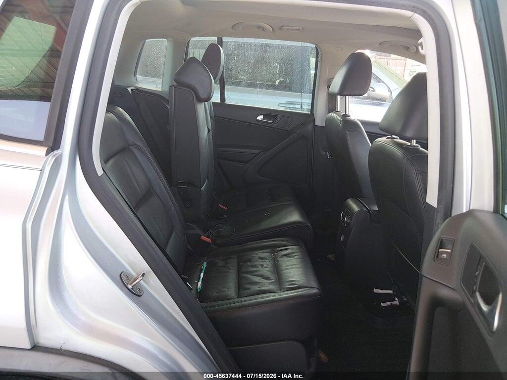 WVGUV7AX7HK010902 2017 VOLKSWAGEN TIGUAN photo no. 8