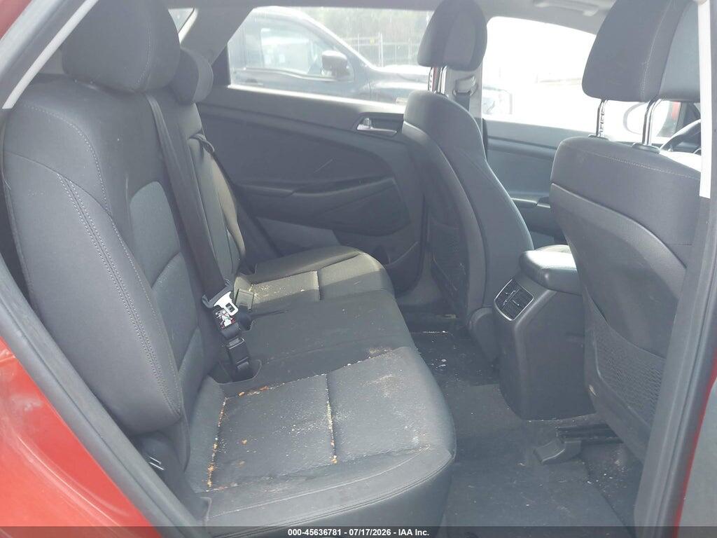 KM8J3CA24HU557345 2017 HYUNDAI TUCSON photo no. 8