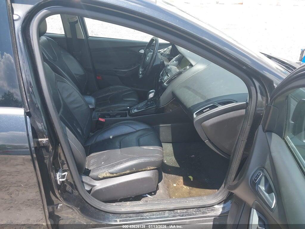 1FADP3N22FL356018 2015 FORD FOCUS photo no. 5