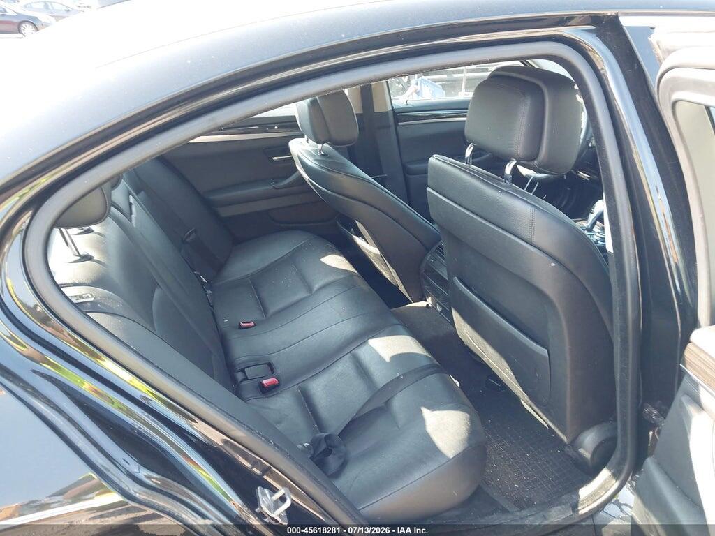 WBAXH5C59CDW11697 2012 BMW 528I photo no. 8